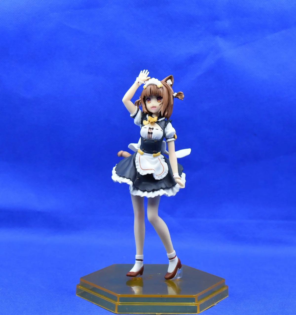 16CM Anime Nekopara Azuki Figure Standing Maid Outfit Ver Coconut Anime Model Toy Gift Collection Action Figure PVC