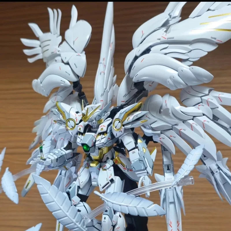 Daban 8827 MG Customizable Action Figure 1/100 Snow White Prelude Wings Assembly Model Kit XXXG-00YSW Collectible Plastic Toy