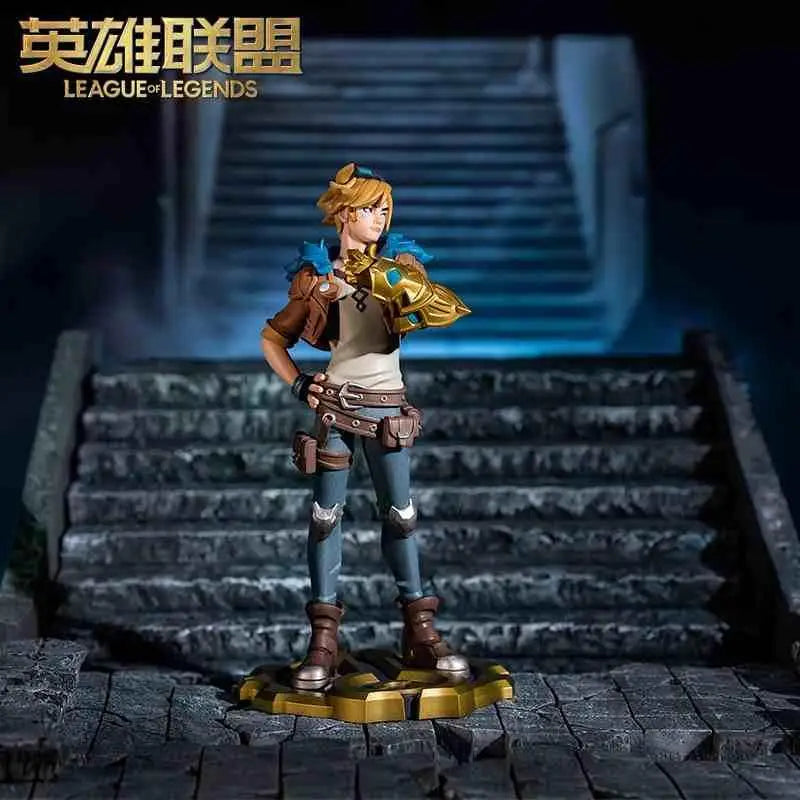 Original LOL League of Legends Gwnya Sononu Raven Medium Sculpture Anime Action Doll Series Accessories Models Toys Gifts